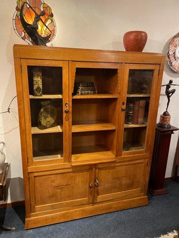 Amsterdamse school boekenkast jaren 30 kast beschikbaar voor biedingen