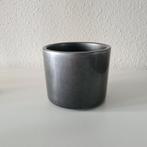 Zwart grijze metallic kleurige bloempot plantenpot., Rond, Ophalen of Verzenden, Zo goed als nieuw, Minder dan 25 cm