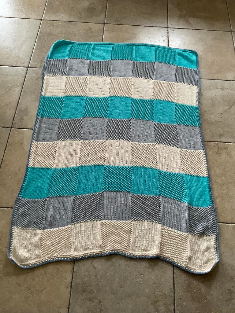 Gebreide deken ledikant + bijpassende vlaggenlijn, Ophalen of Verzenden, Zo goed als nieuw, 100 cm of meer, Deken