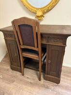 Oud Naaibureau met Naaimachine en Stoel, Ophalen, Gebruikt, Bureau