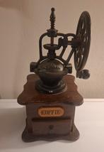 Vintage Koffiemolen met Draaiwiel, Antiek en Kunst, Antiek | Keukenbenodigdheden, Ophalen