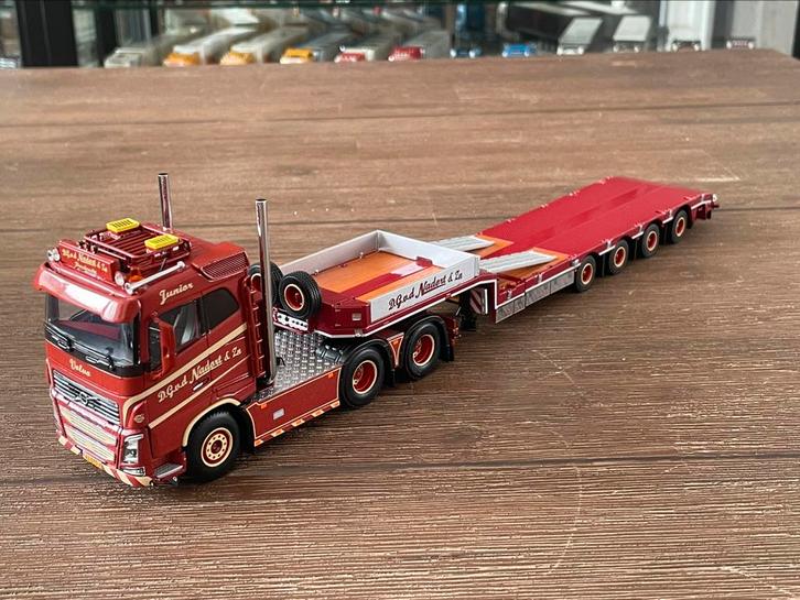 WSI Volvo v.d. Nadort met semi dieplader, Hobby en Vrije tijd, Modelauto's | 1:50, Nieuw, Bus of Vrachtwagen, Wsi, Ophalen of Verzenden