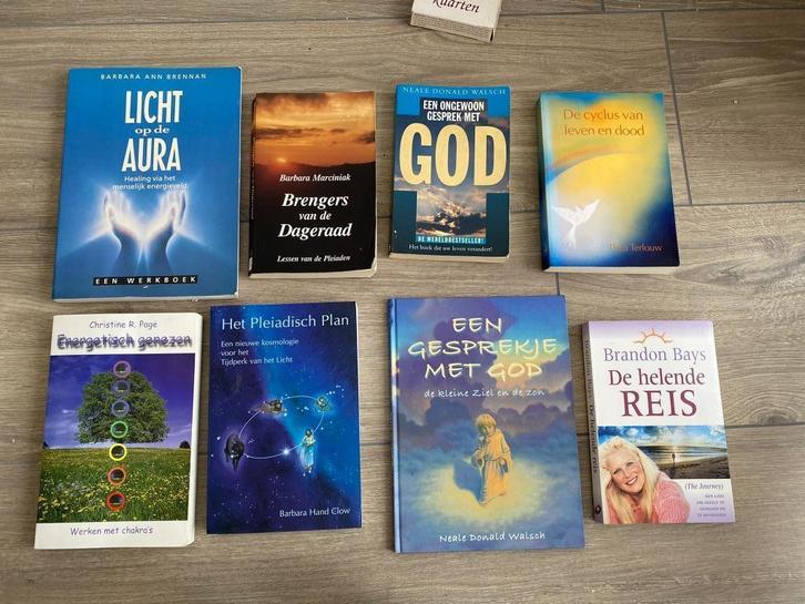 27 boeken Brandon bays, Doreen virtue, Thea terlouw, Meijel, Boeken, Esoterie en Spiritualiteit, Zo goed als nieuw, Overige typen