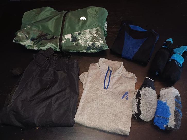 Skikleding set, Sport en Fitness, Skiën en Langlaufen, Gebruikt, Kleding, Skiën, Overige merken, 100 tot 140 cm, Ophalen of Verzenden