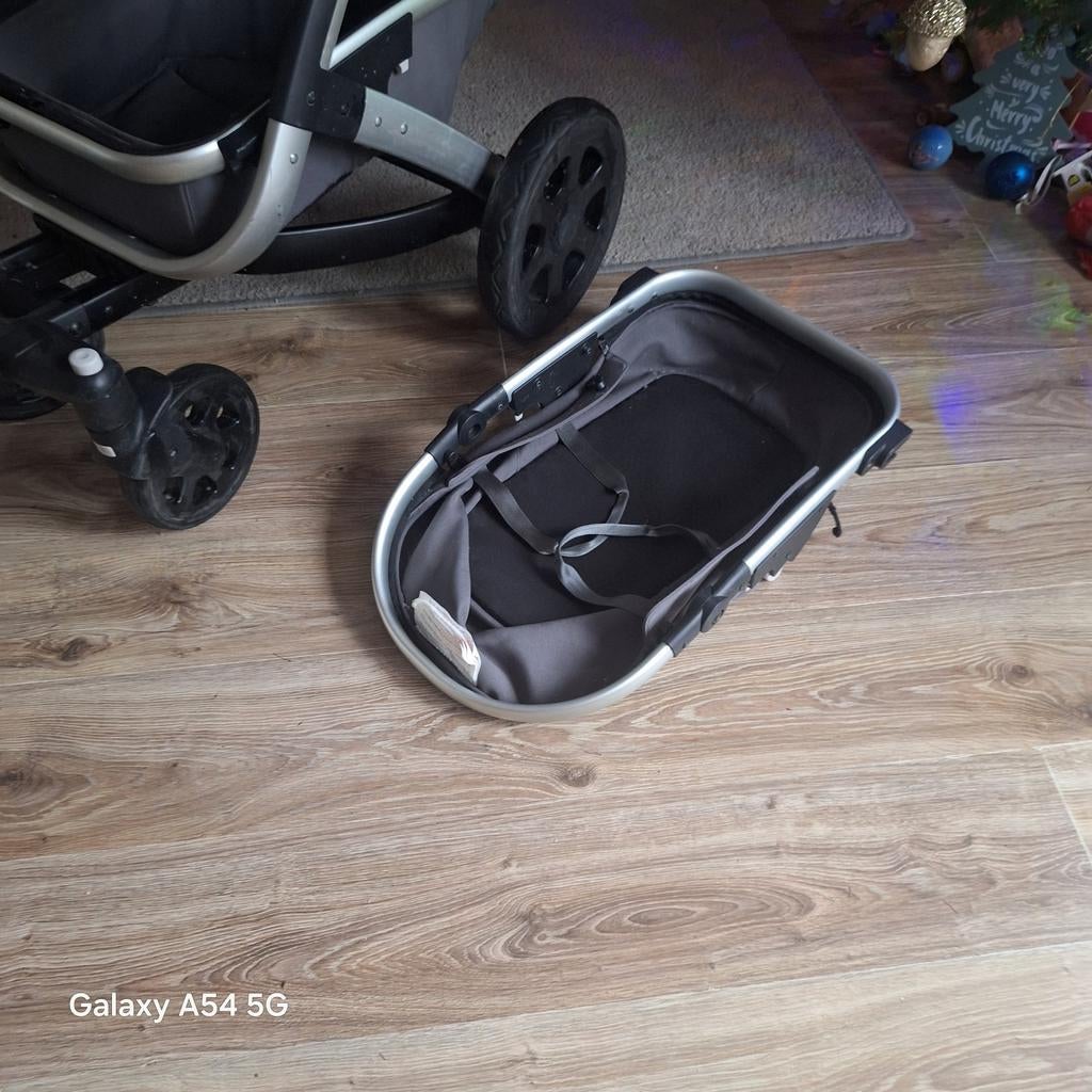 Joolz Geo Duo kinderwagen met onderstel en winkelmand, Kinderen en Baby's, Kinderwagens en Combinaties, Ophalen of Verzenden