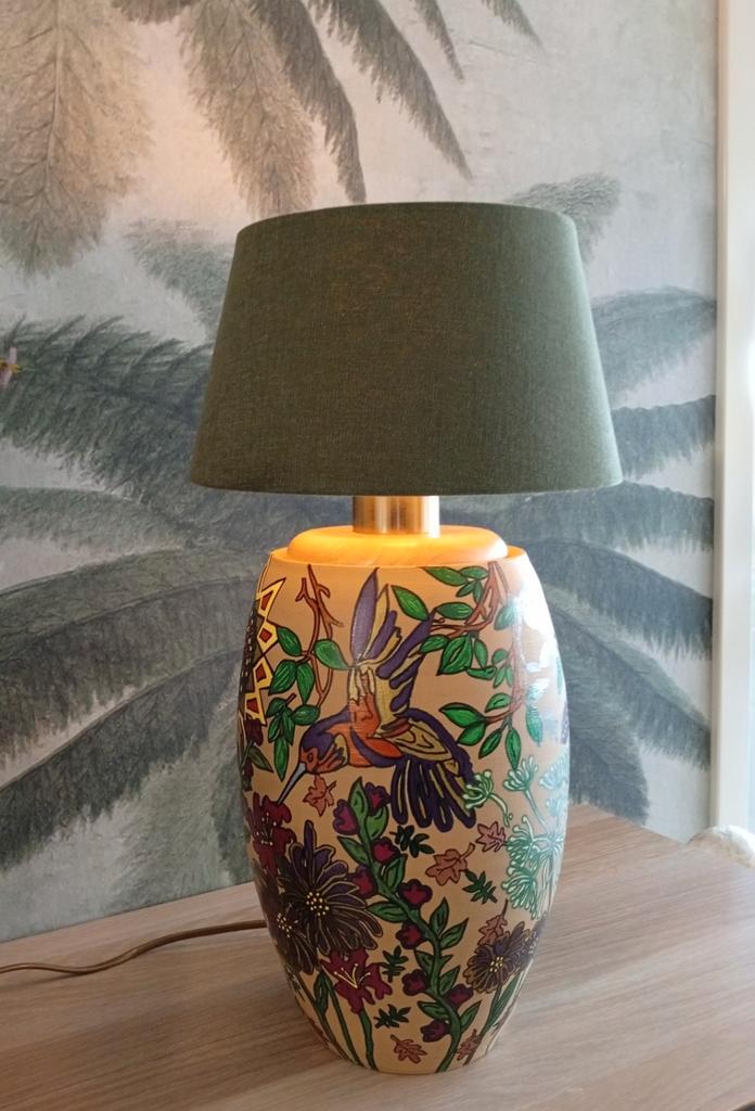 WAANZINNIGE BIJZONDERE TAFELLAMP UNIEK HANDWERK., Huis en Inrichting, Lampen | Tafellampen, Nieuw, Minder dan 50 cm, Hout, Ophalen of Verzenden