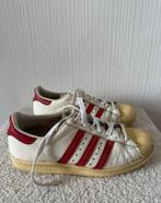 Adidas Originals wit rood superstar sneakers Maat 38, Kleding | Dames, Schoenen, Adidas, Wit, Ophalen of Verzenden, Sneakers of Gympen