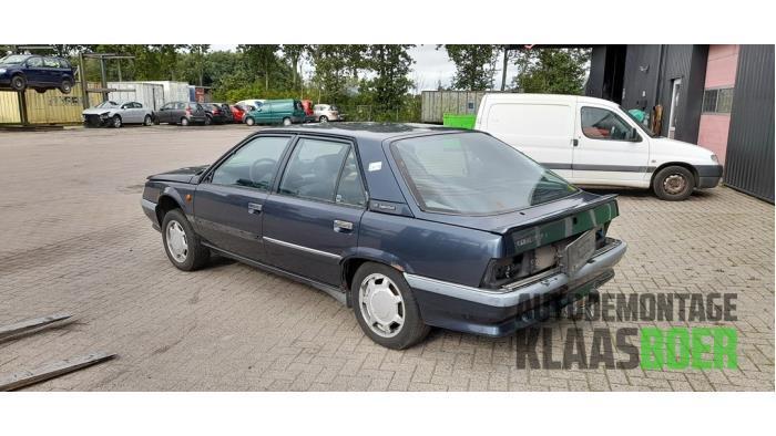 Achterbumper van een Renault R25, Auto-onderdelen, Carrosserie en Plaatwerk, Bumper, Renault, Gebruikt, 6 maanden garantie, 12 maanden garantie