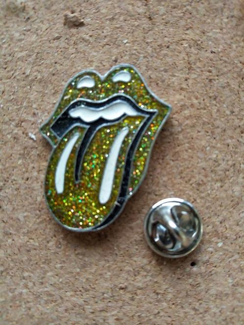 Rolling Stones zeer zeldzame   2002 pin speld  met glitter, Verzamelen, Muziek, Artiesten en Beroemdheden, Zo goed als nieuw, Overige typen