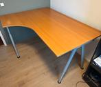 Stevig bureau in hoogte verstelbaar., Ophalen, In hoogte verstelbaar, Zo goed als nieuw, Bureau