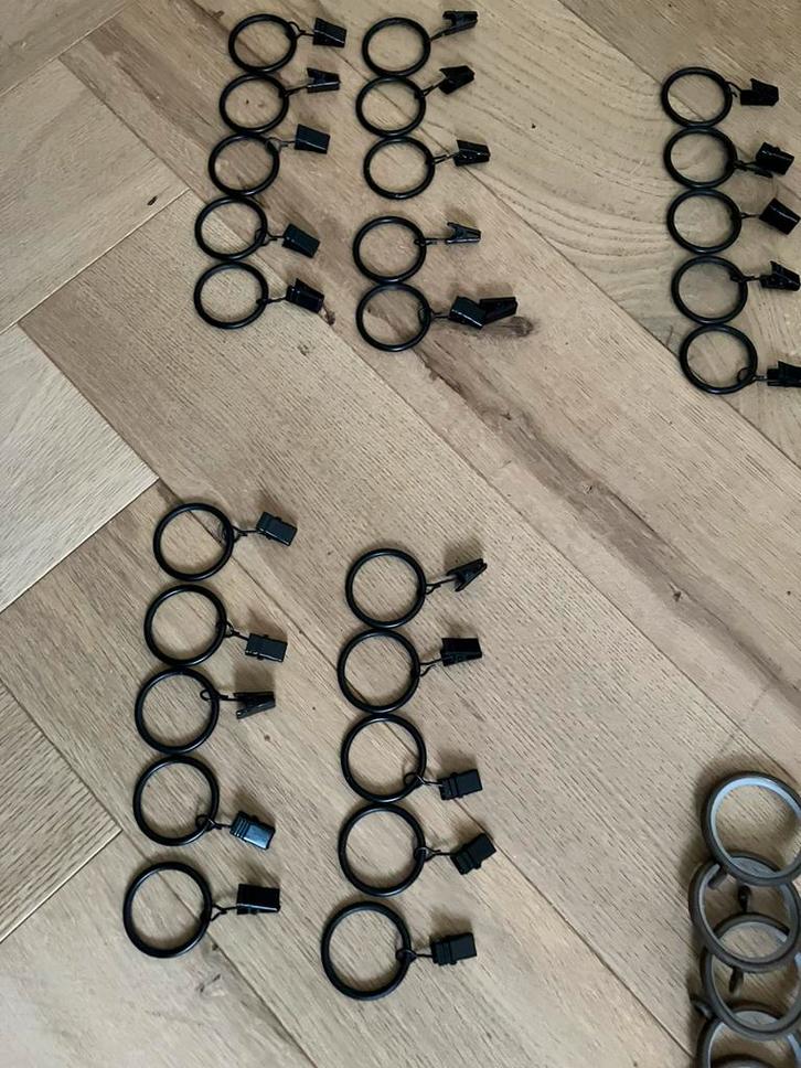 Zwart metalen gordijnringen 40mm diameter, Huis en Inrichting, Stoffering | Gordijnen en Lamellen, Nieuw, Minder dan 100 cm, Minder dan 50 cm