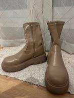 Ulanka boots, Kleding | Dames, Schoenen, Bruin, Lage of Enkellaarzen, Ophalen of Verzenden, Zo goed als nieuw