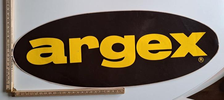 Vitra mega grote sticker Argex merk logo 48 cm doorsnede, Verzamelen, Stickers, Zo goed als nieuw, Ophalen of Verzenden