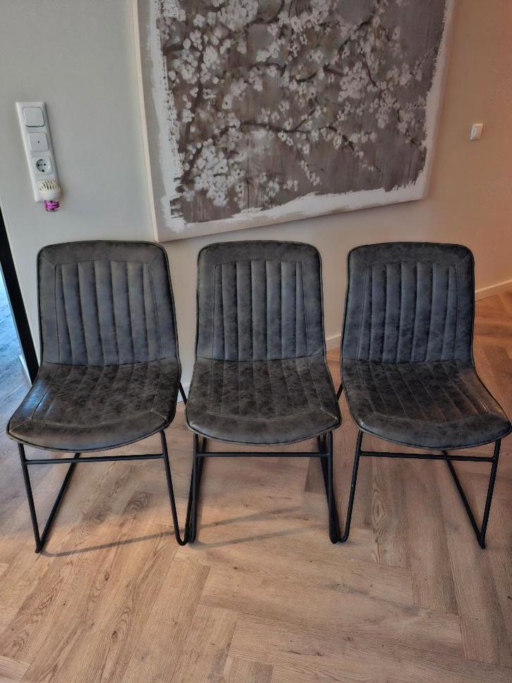 industriële stoelen (3 stuks) voor eettafel of wachtkamer, Huis en Inrichting, Stoelen, Zo goed als nieuw, Drie, Leer, Metaal