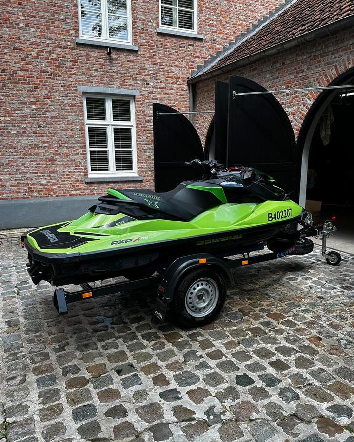 Seadoo RXP300rs 2020 (incl. Zwarte led trailer) 96h!!, Watersport en Boten, Jetski's en Waterscooters, Zo goed als nieuw, 200 pk of meer