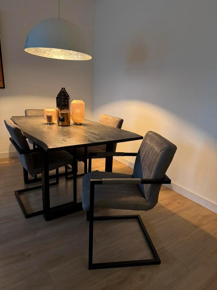 Eetkamertafel set met 4 stoelen, Huis en Inrichting, Complete eetkamers, Zo goed als nieuw, 4 tot 6 stoelen, Ophalen