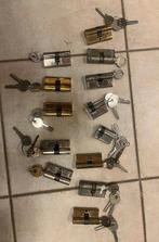 diverse cilinders 2,- per stuk, Ophalen, Gebruikt, Overige materialen, Overige typen