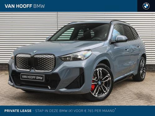 BMW iX1 eDrive20 High Executive M Sport / Panoramadak / Spor, Auto's, BMW, Bedrijf, Te koop, iX1, Adaptive Cruise Control, Alarm