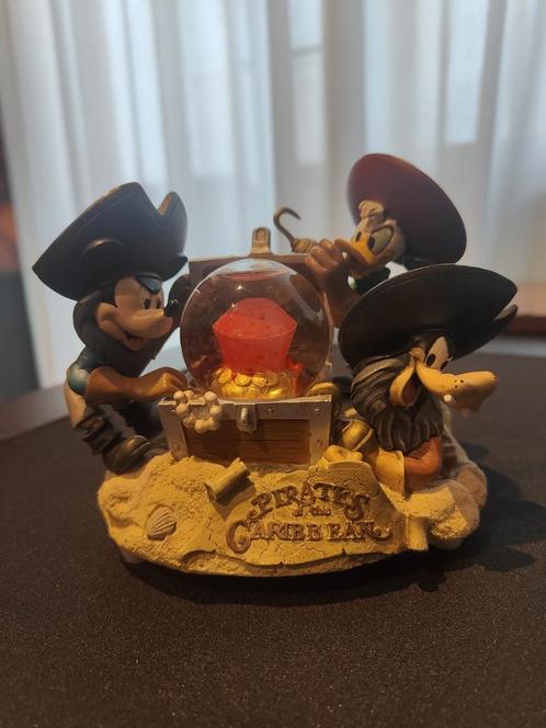 Disneyland Paris - Pirates of the Caribbean - Snowglobe, Verzamelen, Disney, Zo goed als nieuw, Beeldje of Figuurtje, Mickey Mouse