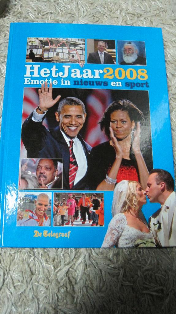 De Telegraaf 2008 - jaaroverzicht, Boeken, Geschiedenis | Wereld, Zo goed als nieuw, Overige gebieden, 20e eeuw of later, Ophalen of Verzenden