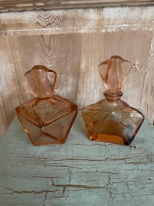Vintage set parfumfles Art Deco. Oranje rose glas. Amberglas, Antiek en Kunst, Antiek | Glas en Kristal, Ophalen