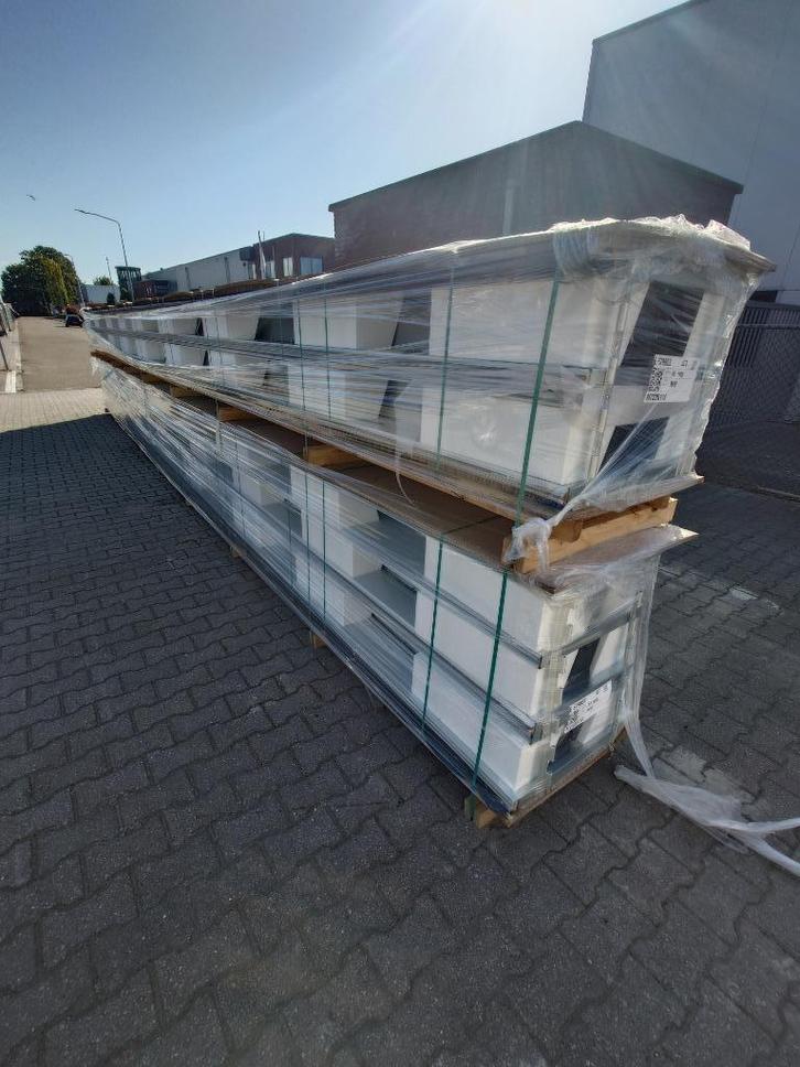 Garagedeur (overheaddeur), nieuw compleet groot formaat (Z1), Doe-het-zelf en Verbouw, Deuren en Horren, Nieuw, Garagedeur, 215 cm of meer