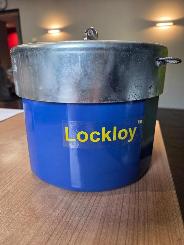 Lockloy kluisje(s), Caravans en Kamperen, Caravan accessoires, Zo goed als nieuw, Ophalen