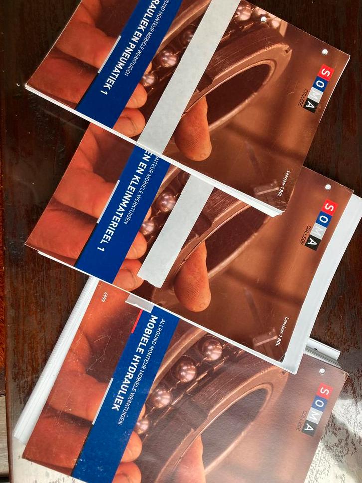 Schoolboeken SOMA MBO Mobiliteit, Boeken, Schoolboeken, Zo goed als nieuw, Overige vakken, Overige niveaus, Ophalen of Verzenden