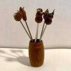 Vintage Cocktail Prikkers Set met Houten Figuren, Huis en Inrichting, Ophalen of Verzenden, Gebruikt, Hout, Los bestek