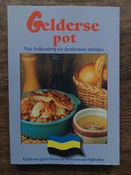 Gelderse Pot: Van Balkenbrij en Arnhemse Meisjes, Boeken, Ophalen of Verzenden, Gelezen, Nederland en België, Hoofdgerechten