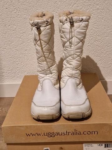 UGGs leren snowboots maat 38 beschikbaar voor biedingen