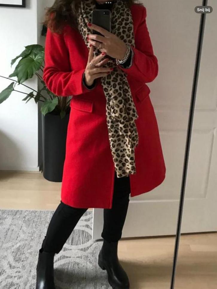 Sisley rode wollen jas, maat 42/44, Kleding | Dames, Jassen | Winter, Zo goed als nieuw, Maat 42/44 (L), Rood, Ophalen of Verzenden