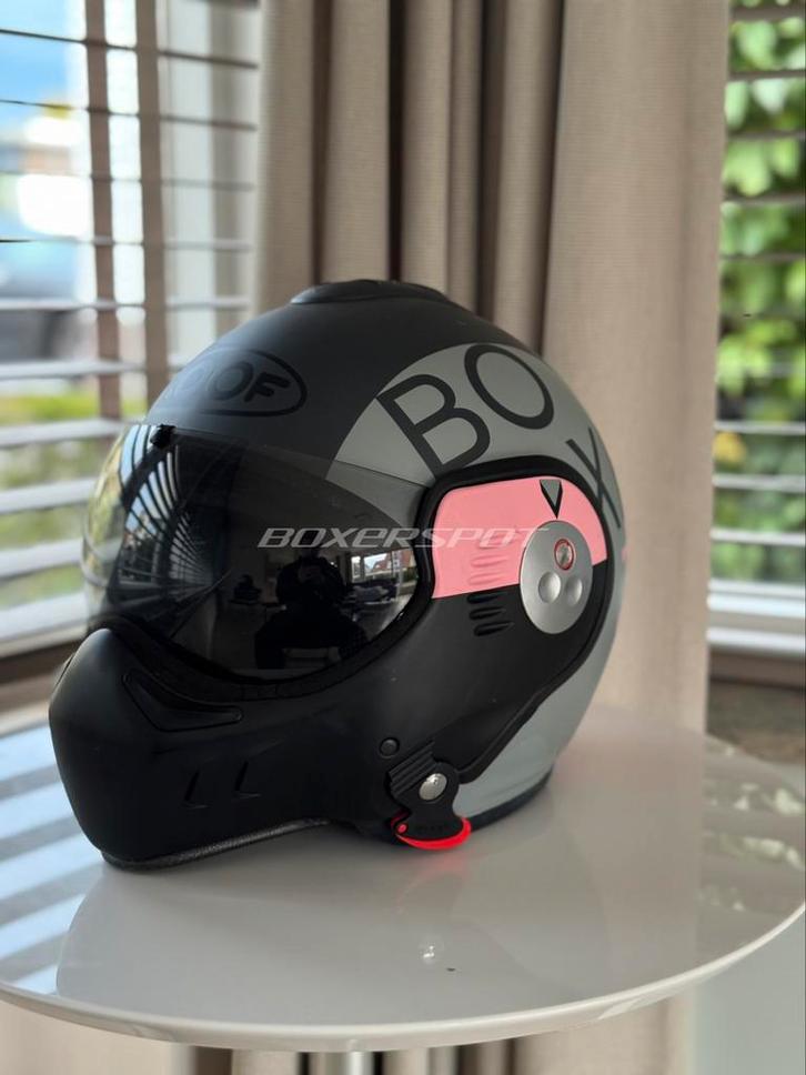 Roof Boxer V8 roze maat S, Motoren, Kleding | Motorhelmen, Systeemhelm, S, Overige merken, Tweedehands, Ophalen of Verzenden