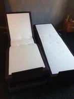 2 persoons bed  GRATIS, Ophalen, Bruin, Hout  en  stof., Tweepersoons