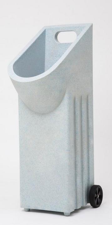 Plaszuil te huur - Mobiele sanitaire oplossing beschikbaar voor biedingen