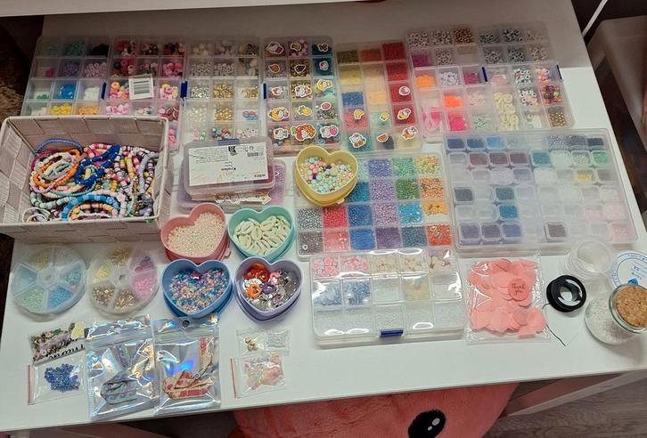 Grote partij kralen - DIY sieraden maken, Hobby en Vrije tijd, Kralen en Sieraden maken, Zo goed als nieuw, Kraal, Ophalen