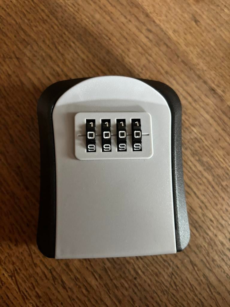 Sleutelkluisje, Ophalen of Verzenden, Zo goed als nieuw, Rvs, Overige typen