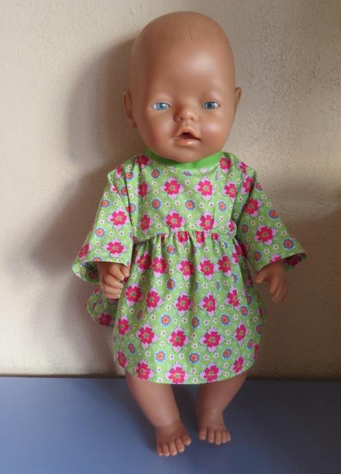Poppenkleertjes poppenkleding Baby pop 40-4c groen jurkje468, Kinderen en Baby's, Speelgoed | Poppen, Nieuw, Babypop, Ophalen of Verzenden