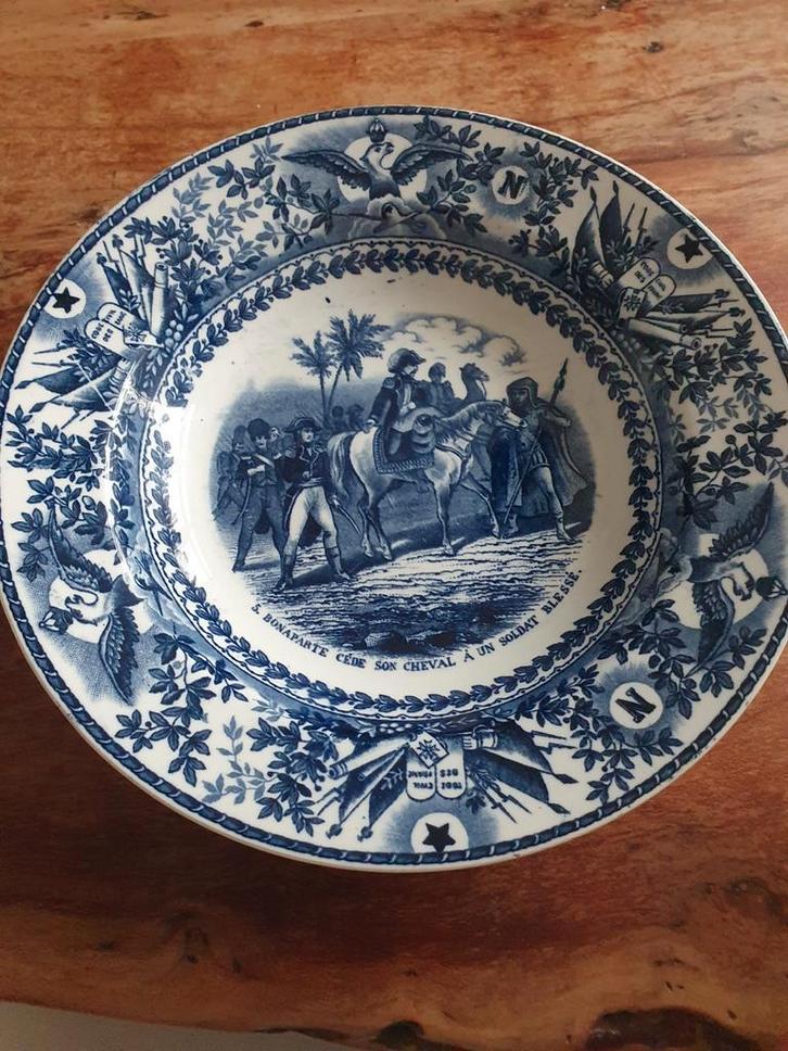 Antiek diep bord met Napoleon afbeelding, Antiek en Kunst, Antiek | Wandborden en Tegels, Ophalen of Verzenden