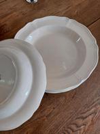 Wedgwood Queens Plain Prachtige zgan DIEPE BORDEN 23 cm, Huis en Inrichting, Nieuw, Ophalen of Verzenden, Bord(en), Wedgwood