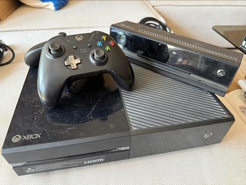 Niet werkende Xbox One (Day One) 500GB + Kinect!, Spelcomputers en Games, Spelcomputers | Xbox One, Niet werkend, Xbox One, 500 GB