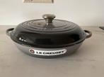 Le creuset 30 cm campagnard, oestergrijs/flint, nieuw, Huis en Inrichting, Keuken | Potten en Pannen, Gietijzer, Nieuw, Ophalen of Verzenden