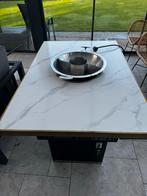 Moderne eettafel met ingebouwde hotpot, Huis en Inrichting, 100 tot 150 cm, Ophalen of Verzenden, Zo goed als nieuw, Vier personen