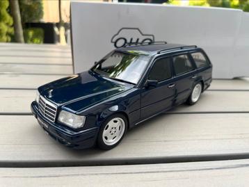 Mercedes-Benz E-klasse E36 AMG blauw | Ottomobile 1:18 OT753 beschikbaar voor biedingen