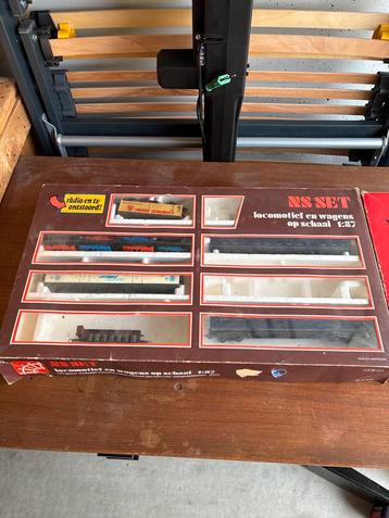 HEMA NS Treinset + Trans Europ Express H0 beschikbaar voor biedingen