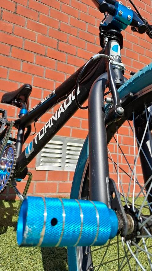 Royal Bugatti freestyle BMX crossfiets / stuntbike, Fietsen en Brommers, Fietsen | Crossfietsen en BMX, Zo goed als nieuw, Ophalen