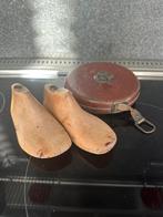 Antieke rolmaat en 2 oude schoenmallen, Ophalen
