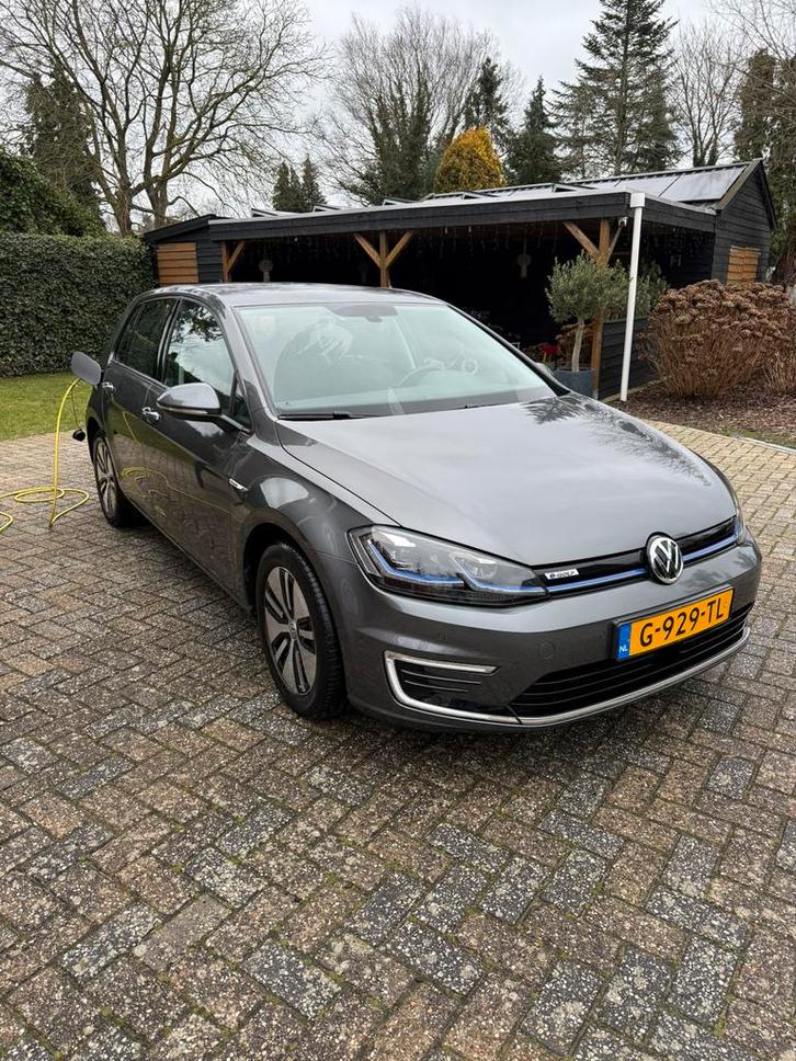 VW E-Golf E-dition | Warmtepomp | 35,8 kWh | 2019, Auto's, Volkswagen, Particulier, Golf, Adaptieve lichten, Adaptive Cruise Control