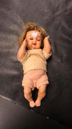 Kleine vintage pop, Verzamelen, Poppen, ., Ophalen of Verzenden, Zo goed als nieuw, .