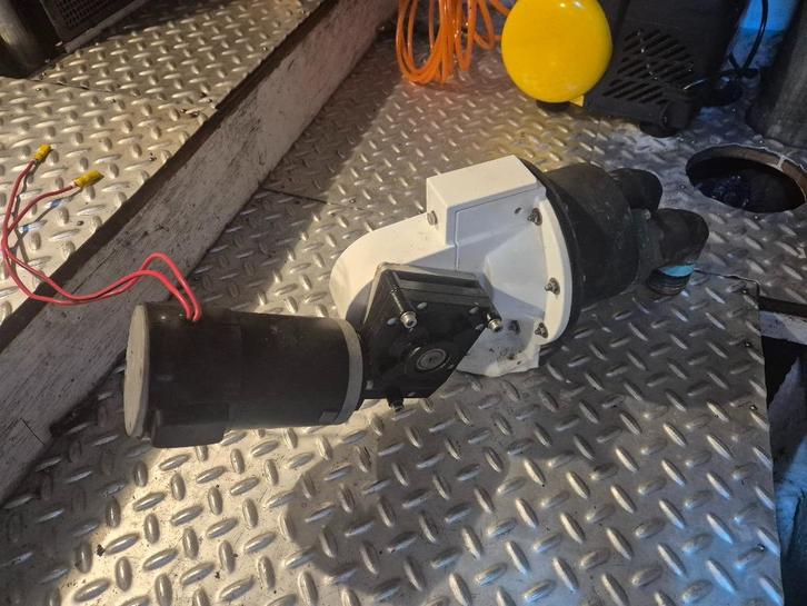 Rheinstrom 24 Volt bronzen Vuilwaterpomp Bilgepomp  type M, Watersport en Boten, Bootonderdelen, Zo goed als nieuw, Motor en Techniek